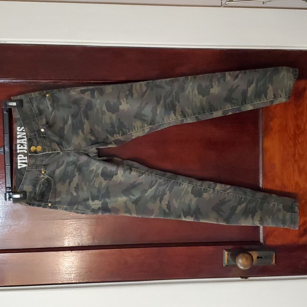VIP jeans camo size 3/4